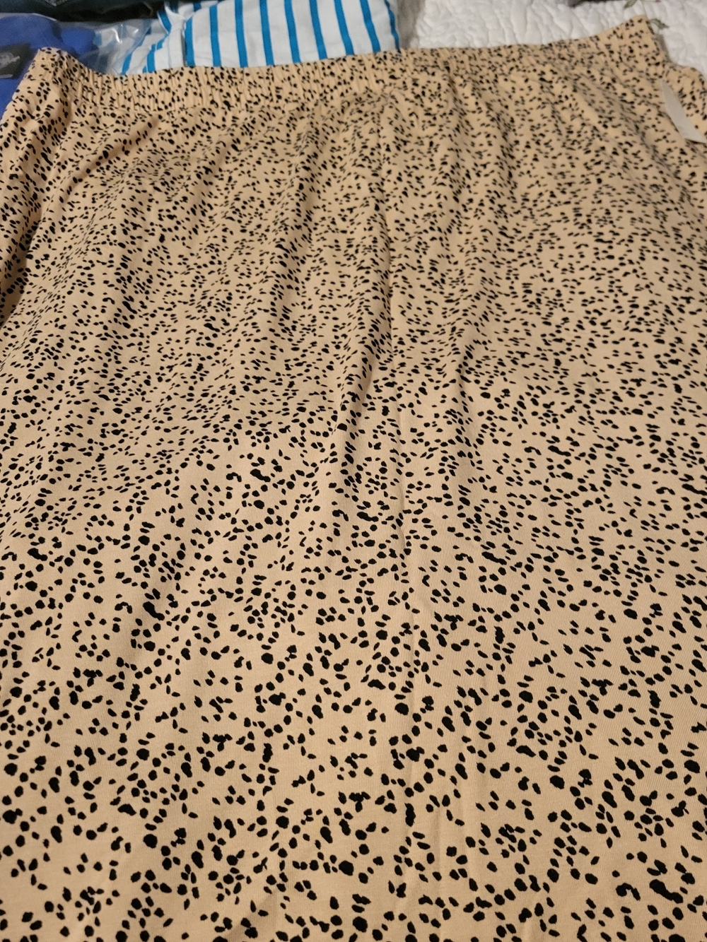 Amazon Beige and Black Printed Women’s Skirt